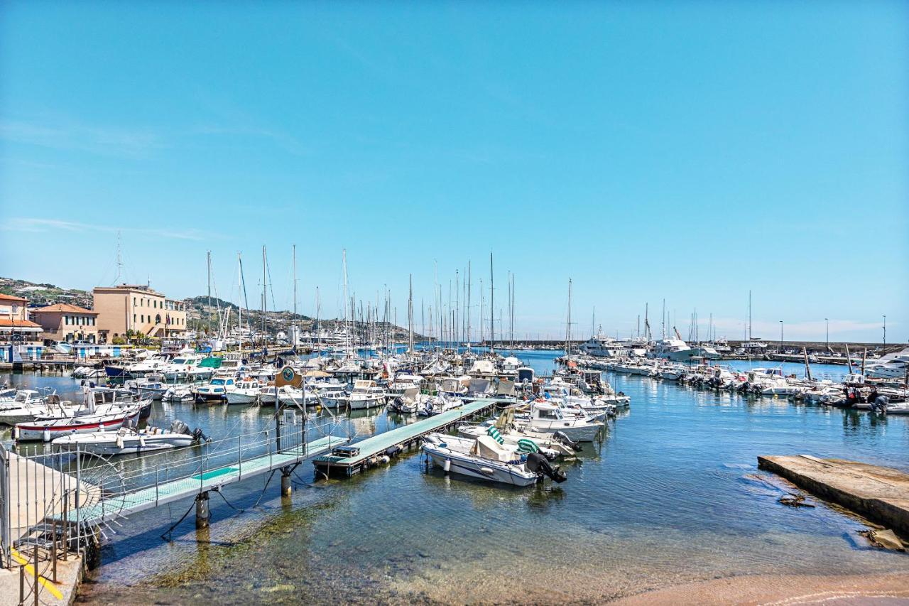 Gaudio Flat Near Ariston Theater By Wonderful Italy Apartamento Sanremo Exterior foto