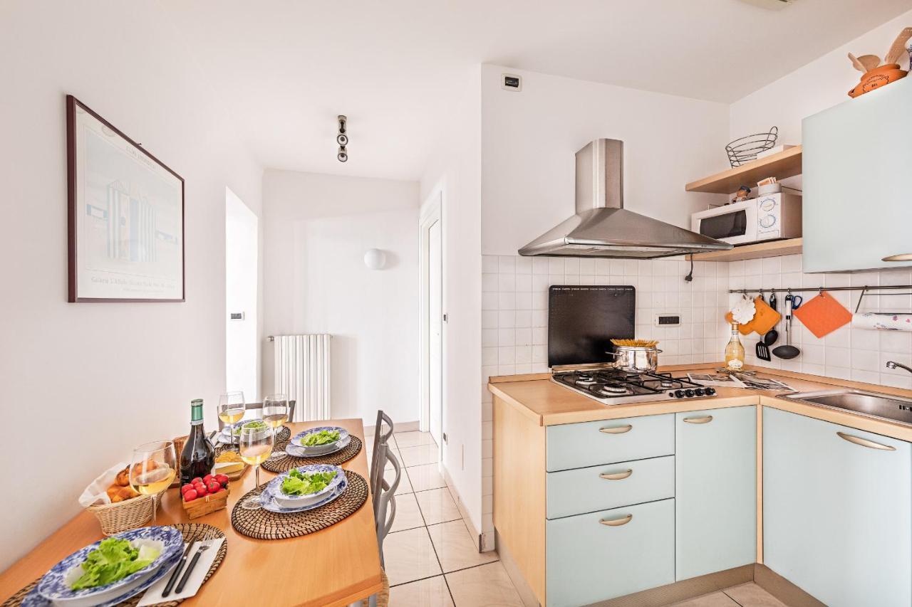 Gaudio Flat Near Ariston Theater By Wonderful Italy Apartamento Sanremo Exterior foto