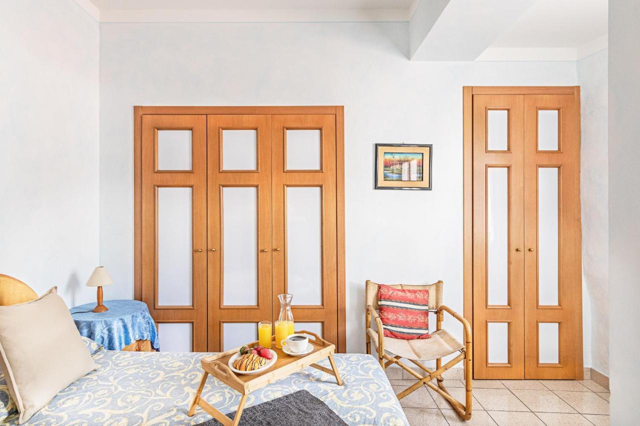 Gaudio Flat Near Ariston Theater By Wonderful Italy Apartamento Sanremo Exterior foto