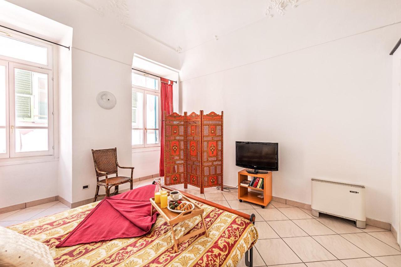 Gaudio Flat Near Ariston Theater By Wonderful Italy Apartamento Sanremo Exterior foto